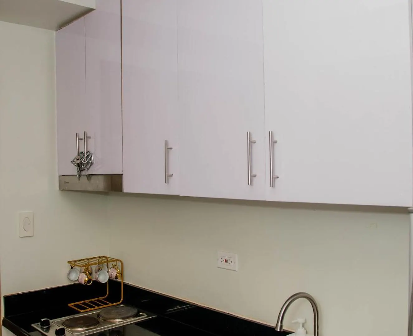 Stylish Condo At Shore 2 Residences Near Moa & Airport Manila Aparthotel