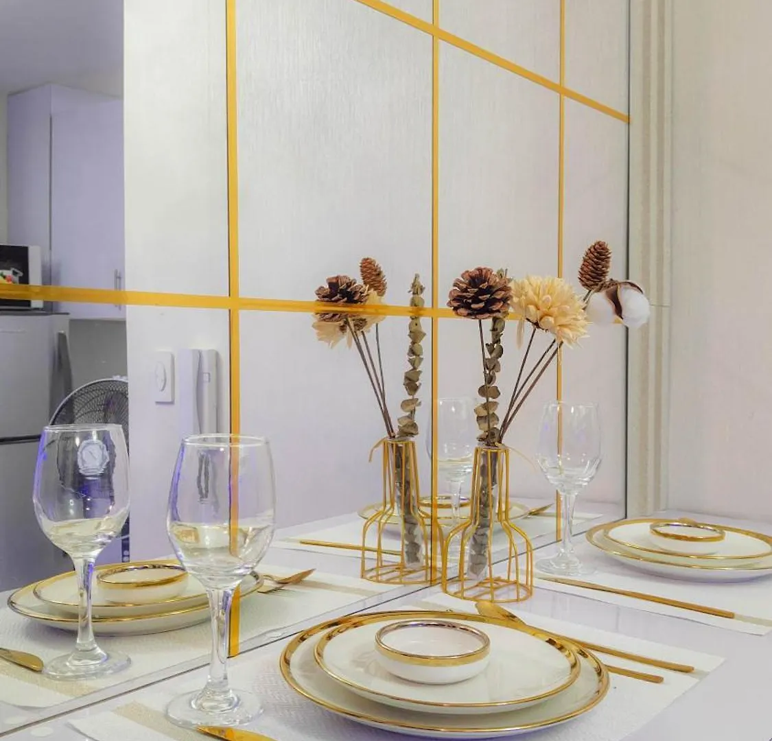 Stylish Condo At Shore 2 Residences Near Moa & Airport Manila Apartmanhotel
